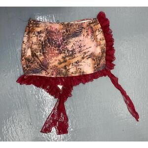 NWT Pretty Little Thing Victorian Cheetah Asymmetrical Lace Mini Skirt XS 0